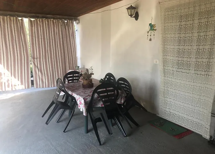 Fermete Chi! Сasa de vacaciones Sarzana